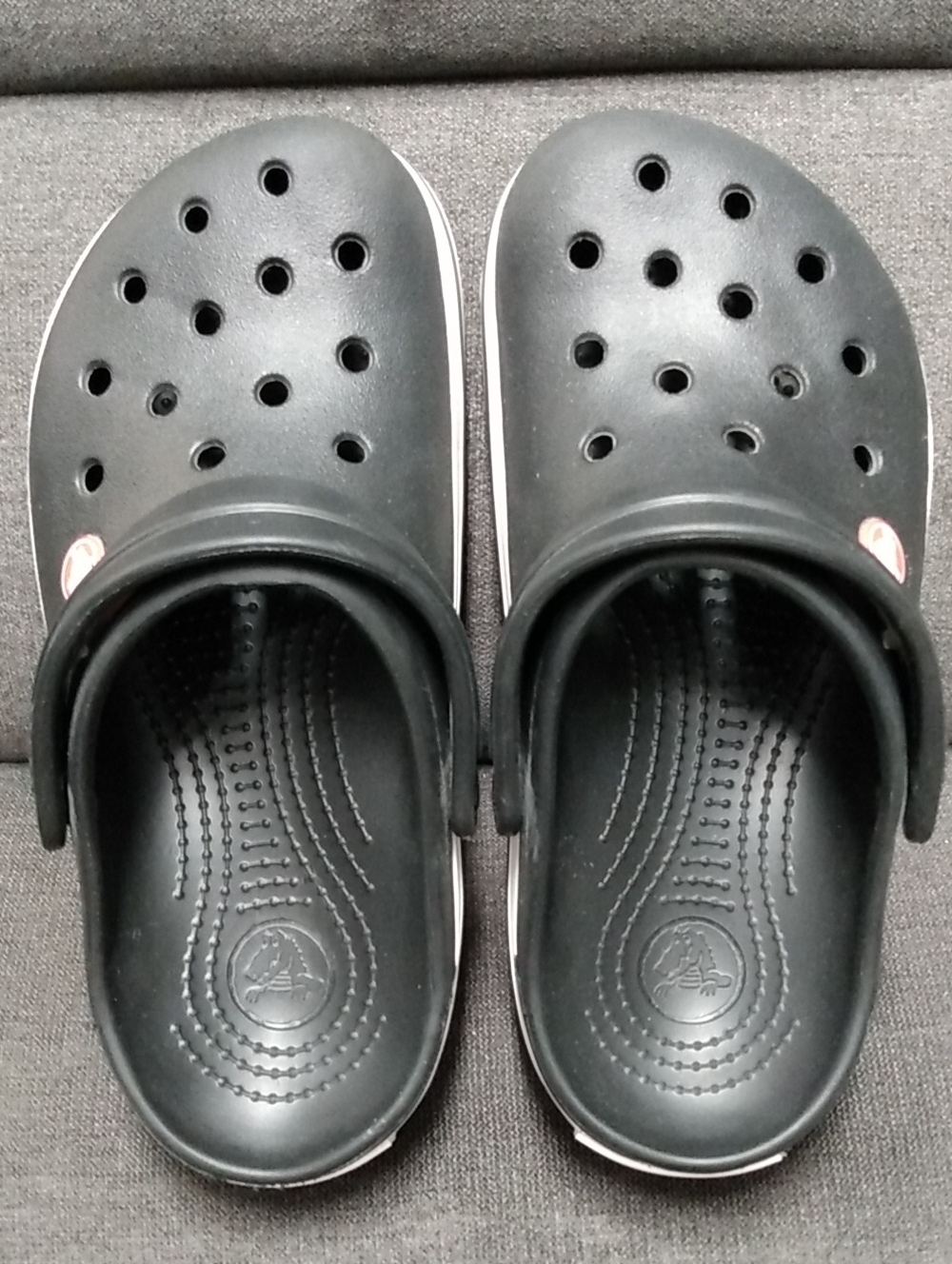 CROCS Kid's Crocband Clog Black Slip-On w/ White Trim Big Kids Size J4 - Picture 3 of 12